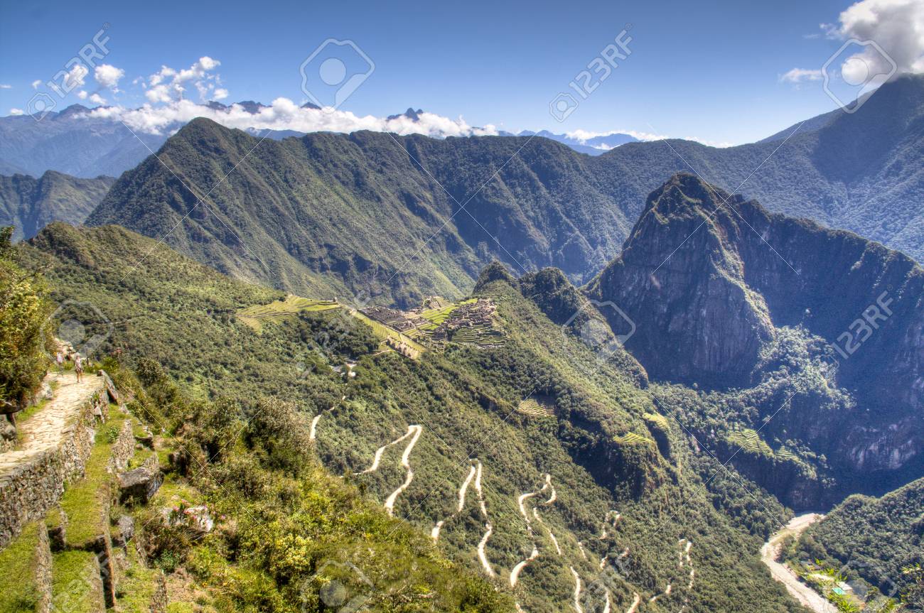 25475014-view-from-the-sun-gate-on-machu-picchu-peru